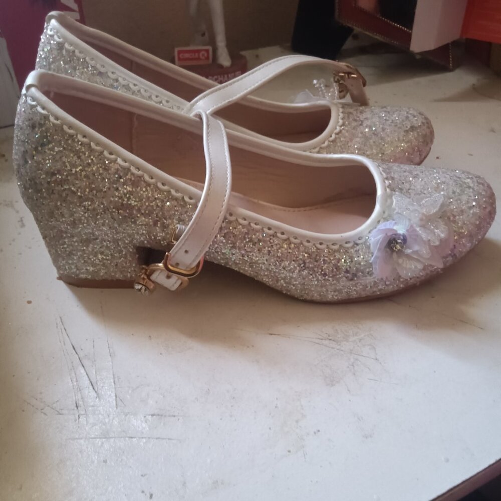 Princess white glitter Heels Shoes women sz 5.5 or girls sz 4